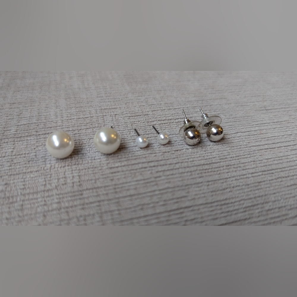 Three Pairs of Earrings - Picture 2 of 3